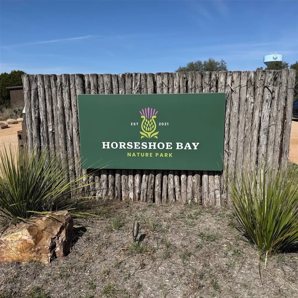 210 Cactus Corner Horseshoe Bay TX 78657