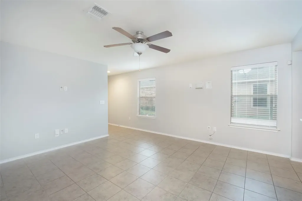 11221 Kirkland Hill Path Austin TX 78754