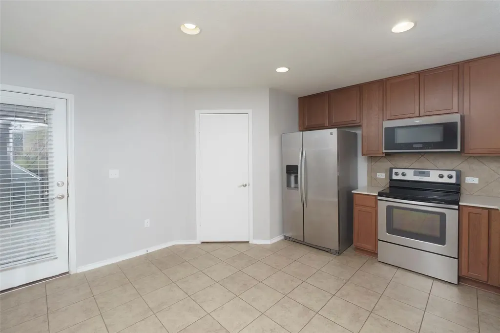 11221 Kirkland Hill Path Austin TX 78754