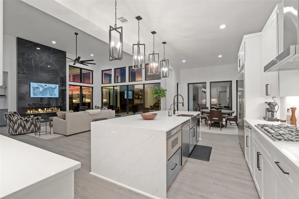 235 Canyon Turn Trail Austin TX 78734