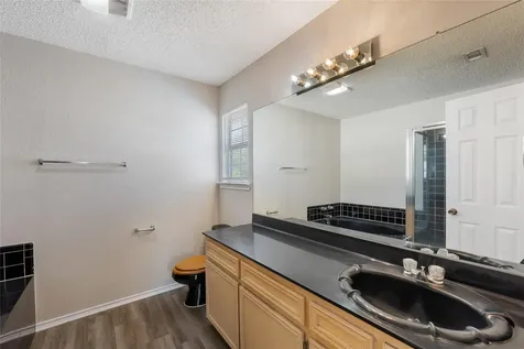 1717 Parkfield Cove Round Rock TX 78664