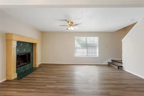 1717 Parkfield Cove Round Rock TX 78664