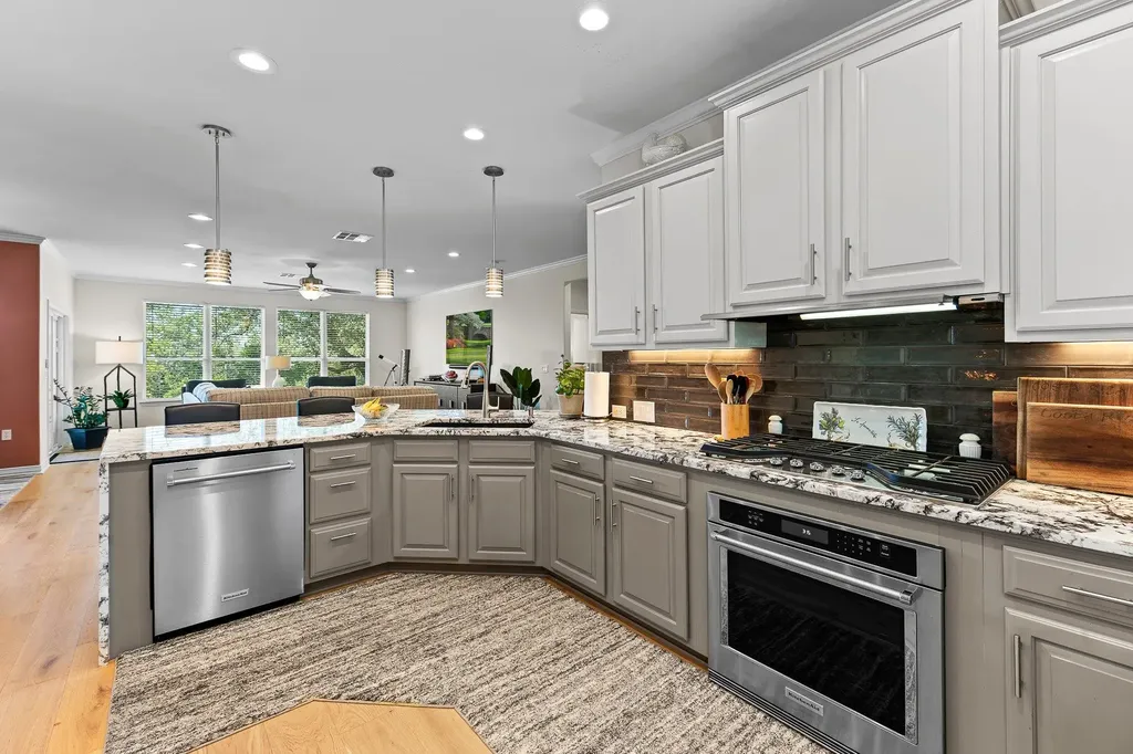 316 Yellow Rose Trail Georgetown TX 78633