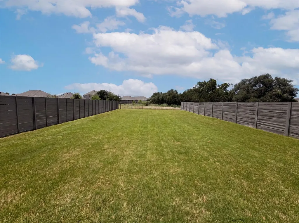 424 Wolf Springs Road Georgetown TX 78628