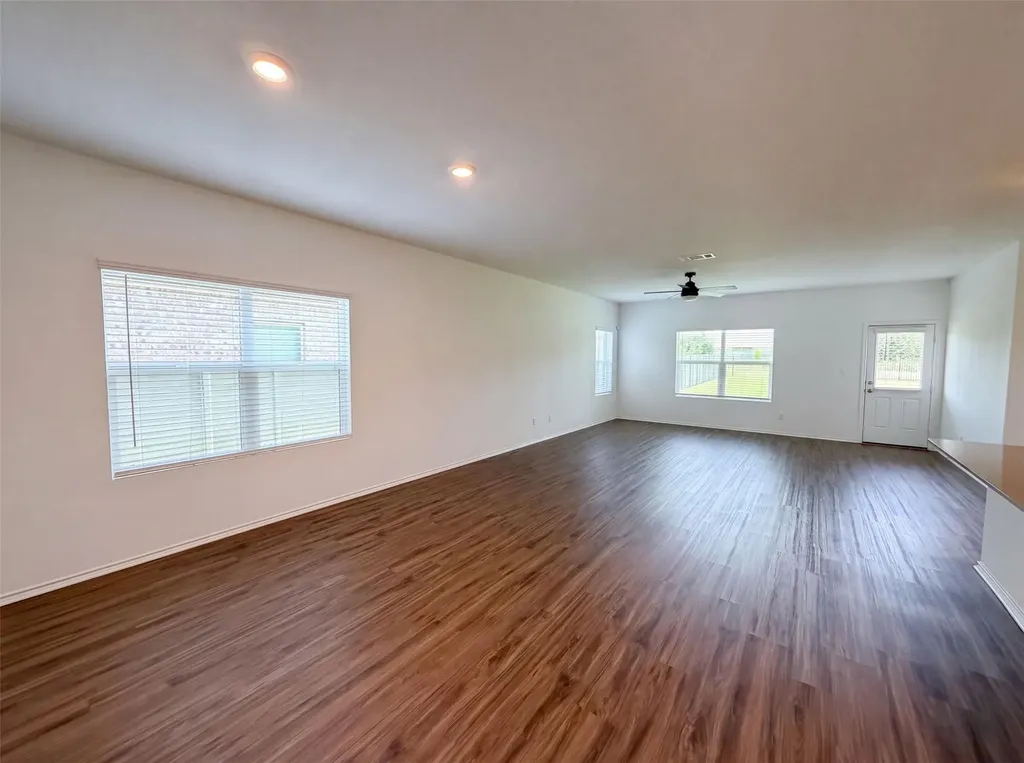 424 Wolf Springs Road Georgetown TX 78628