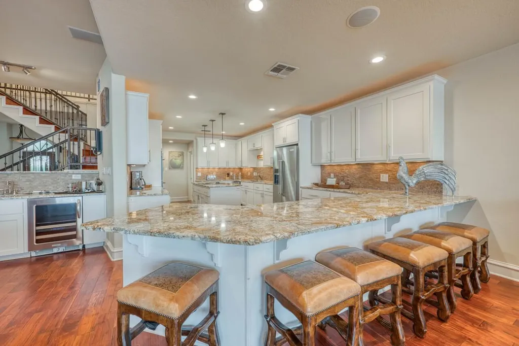1103 The Cape Road Horseshoe Bay TX 78657
