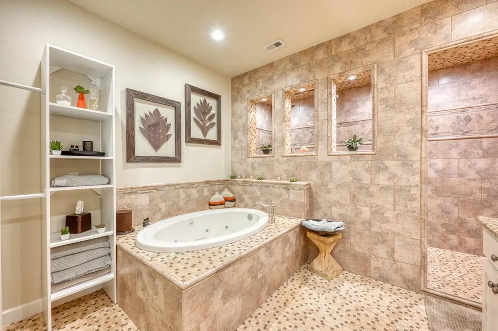 1103 The Cape Road Horseshoe Bay TX 78657
