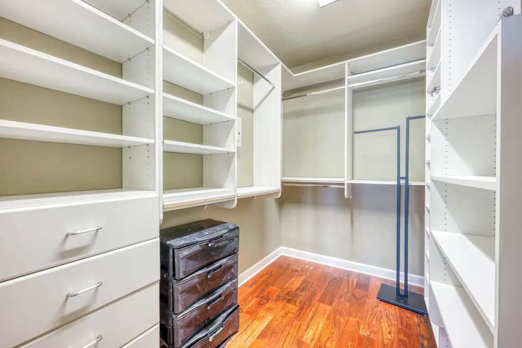 1103 The Cape Road Horseshoe Bay TX 78657