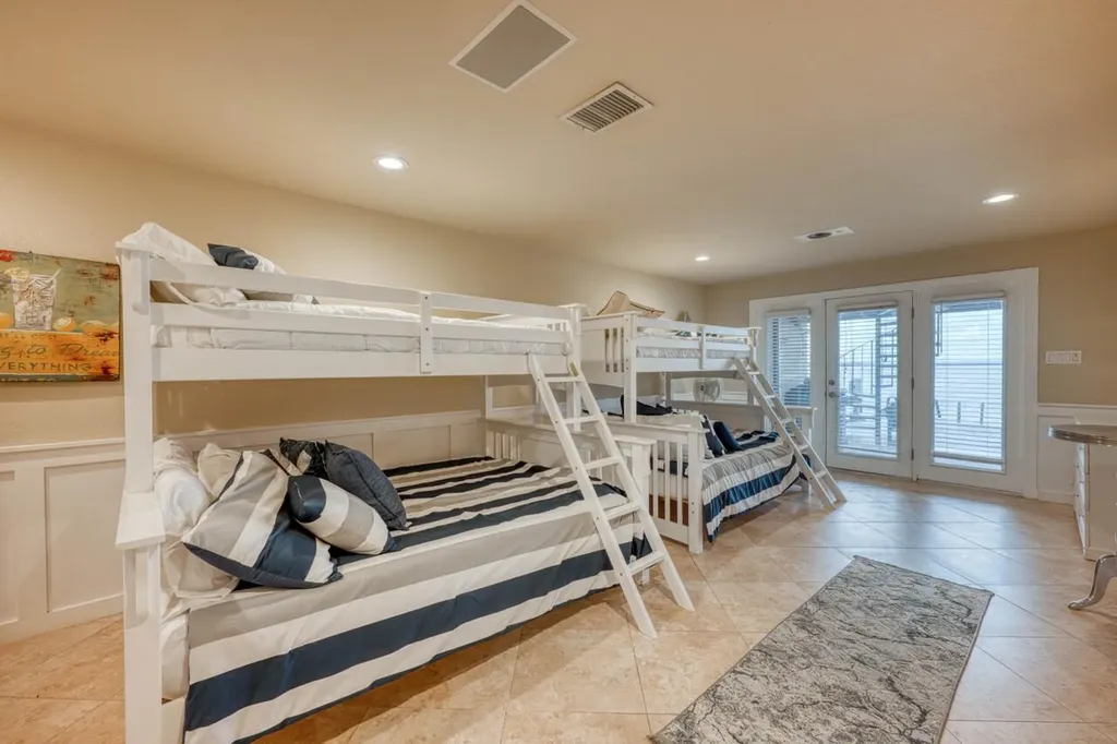 1103 The Cape Road Horseshoe Bay TX 78657