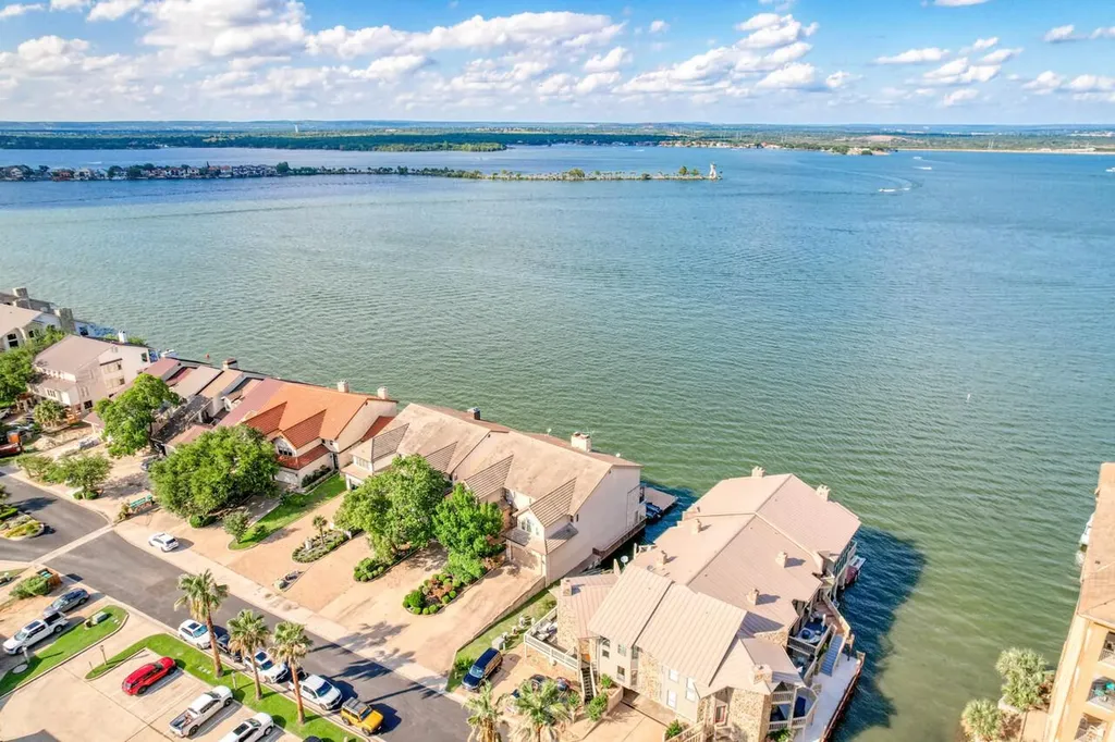 1103 The Cape Road Horseshoe Bay TX 78657