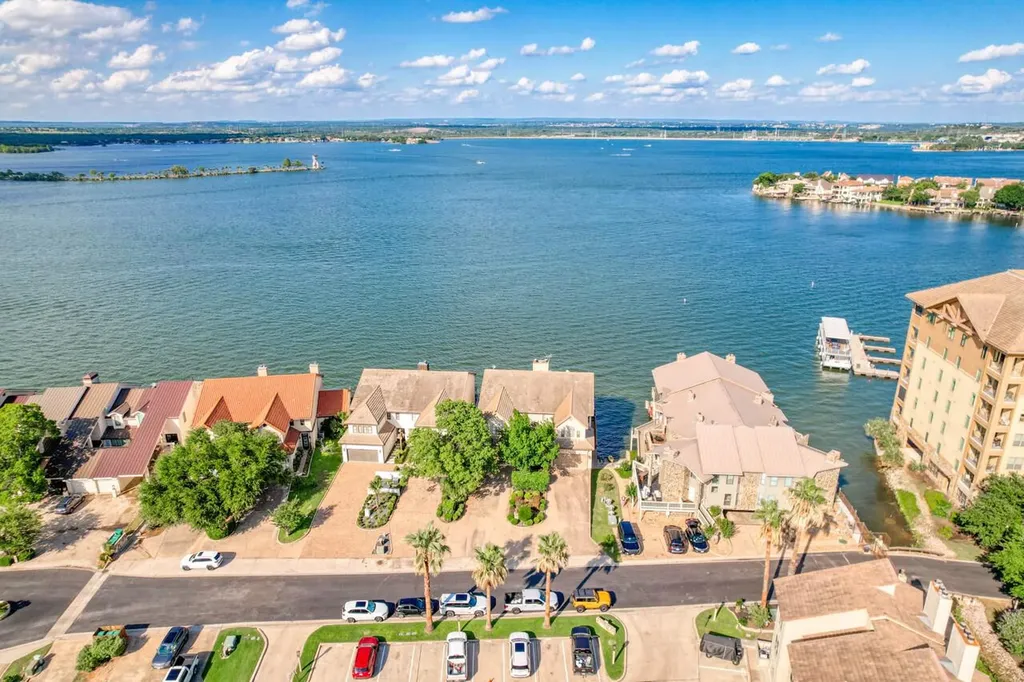 1103 The Cape Road Horseshoe Bay TX 78657