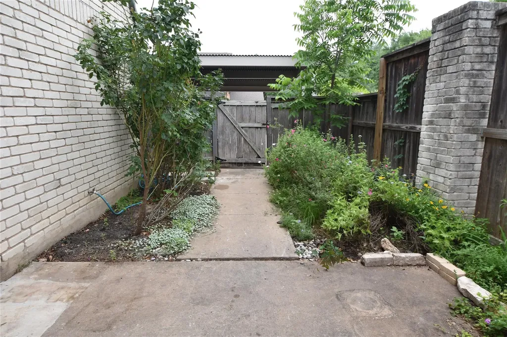 2000 Millay Drive Austin TX 78752