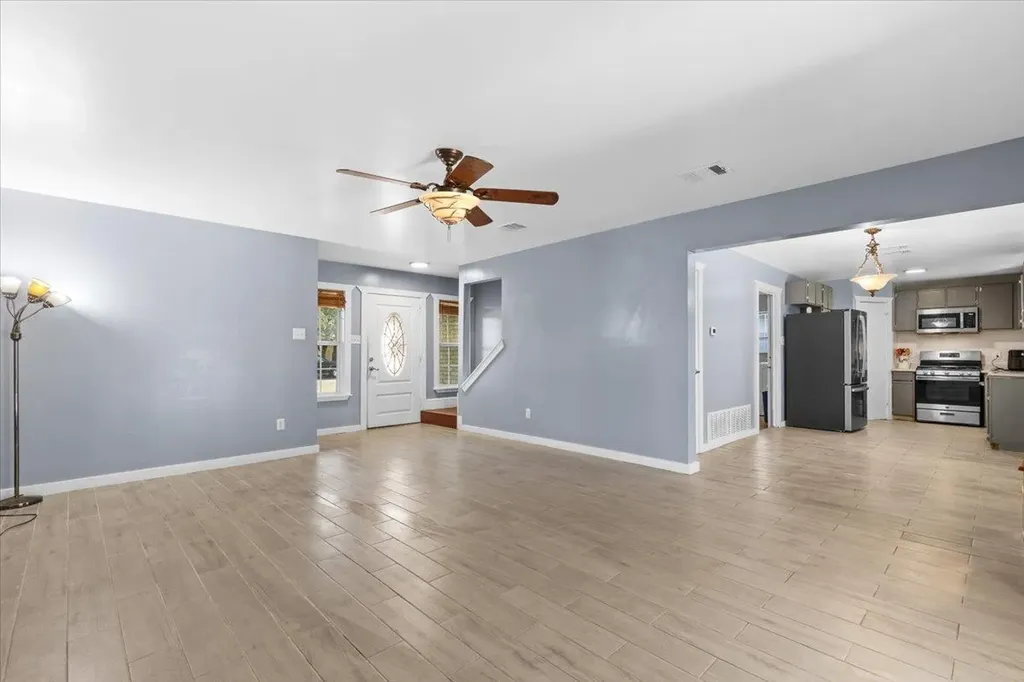 12217 Shropshire Boulevard Austin TX 78753
