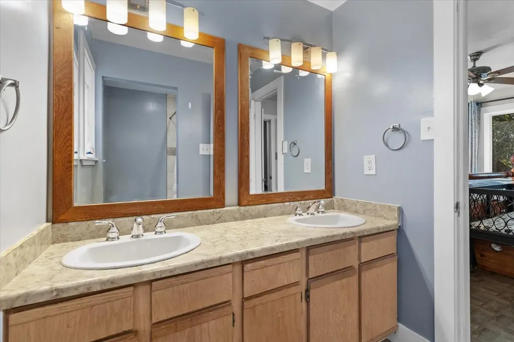 12217 Shropshire Boulevard Austin TX 78753