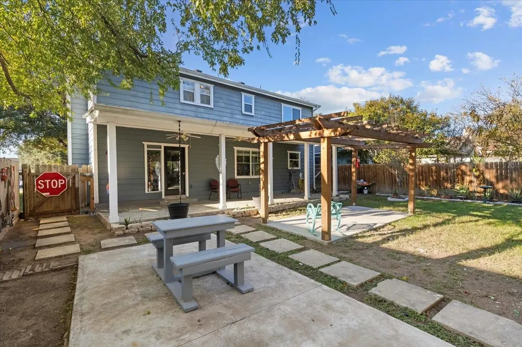 12217 Shropshire Boulevard Austin TX 78753