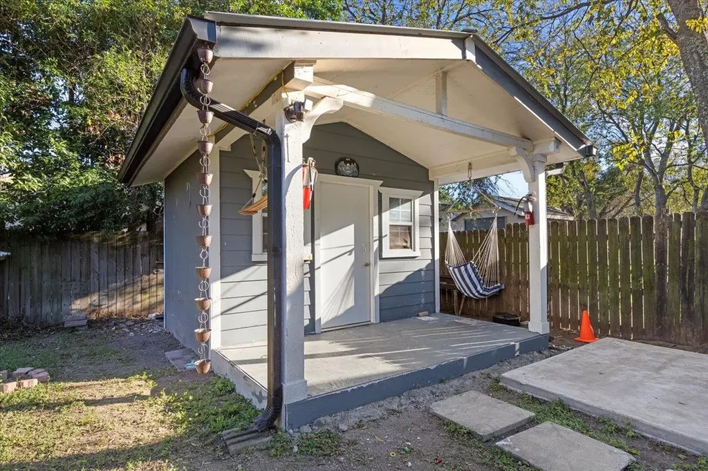 12217 Shropshire Boulevard Austin TX 78753