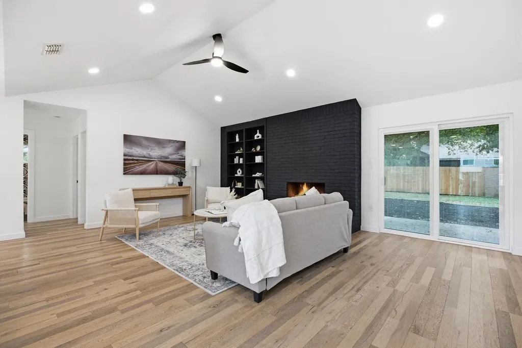 9004 Blue Quail Drive Austin TX 78758