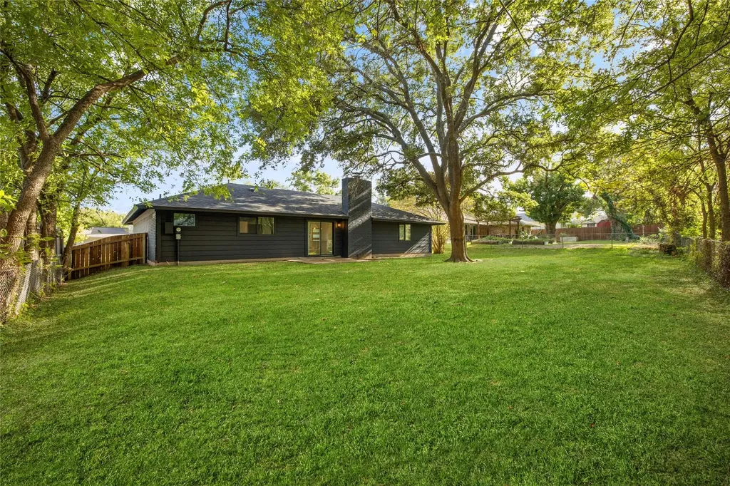 9004 Blue Quail Drive Austin TX 78758