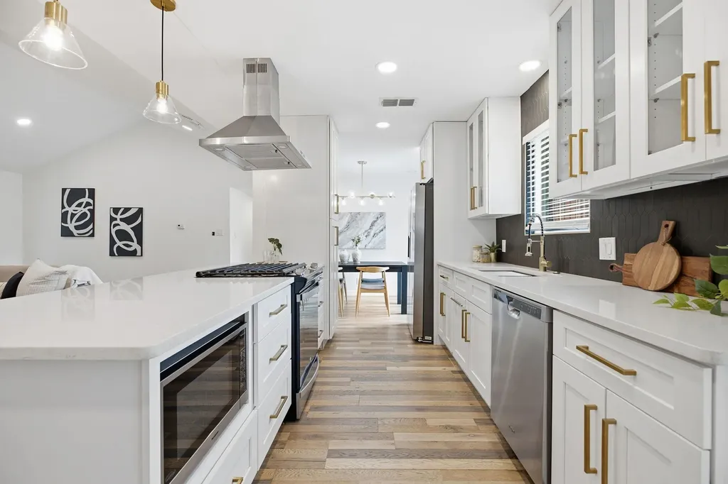 9004 Blue Quail Drive Austin TX 78758