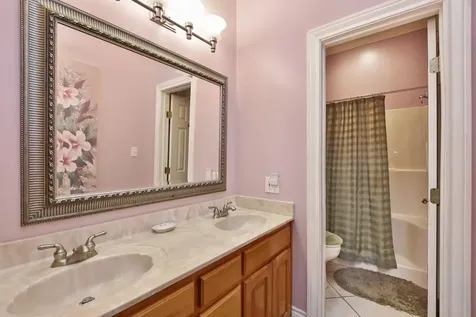 208 E 20th Street Cameron TX 76520