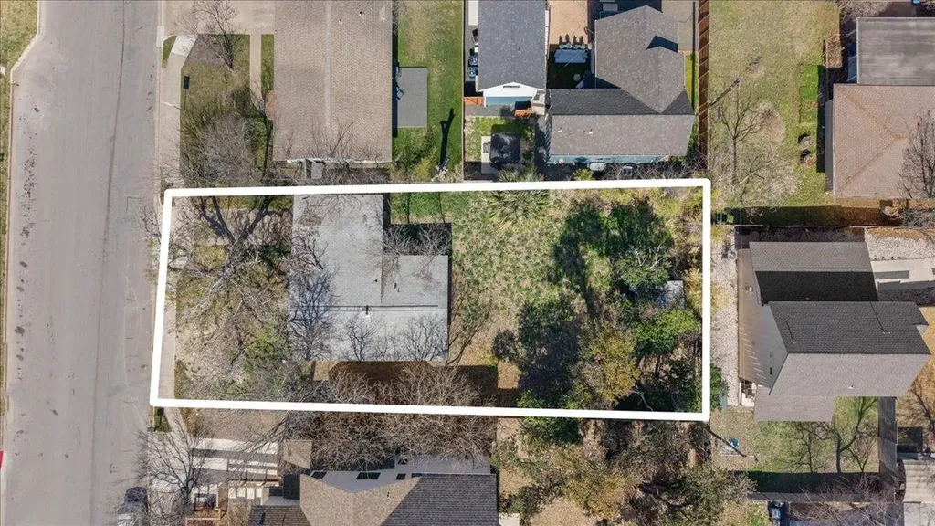 8017 Lazy Lane Austin TX 78757