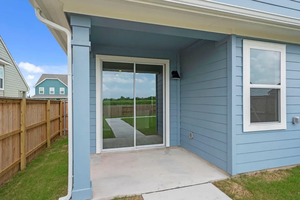 107 Elm Branch Trail Taylor TX 76574