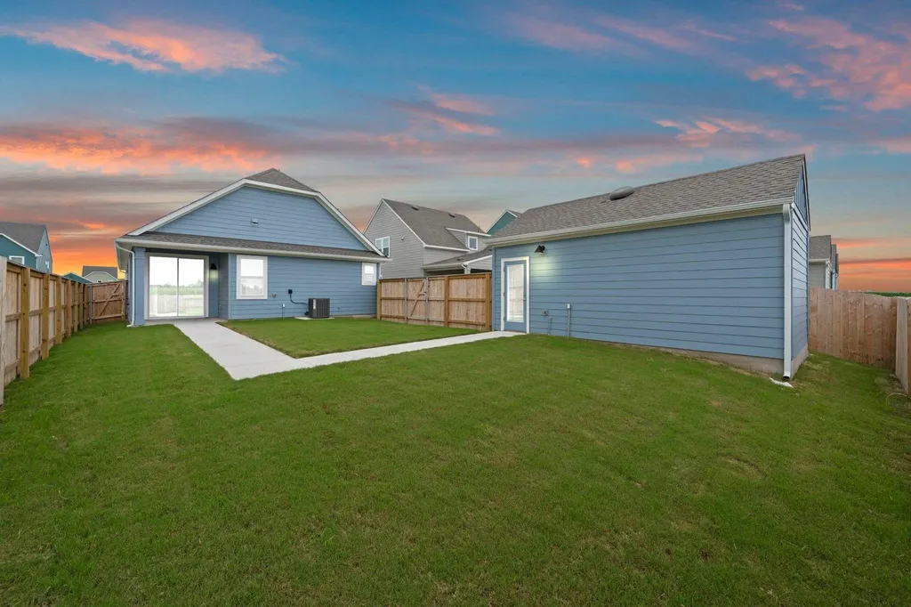107 Elm Branch Trail Taylor TX 76574