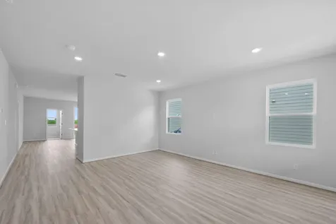 107 Elm Branch Trail Taylor TX 76574