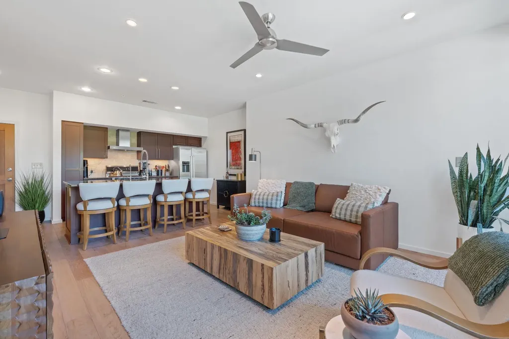 1600 Barton Springs Road Austin TX 78704