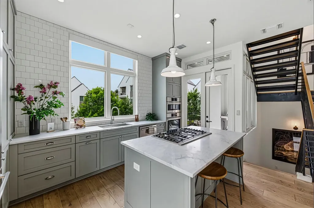 2512 Watkins Way Austin TX 78746