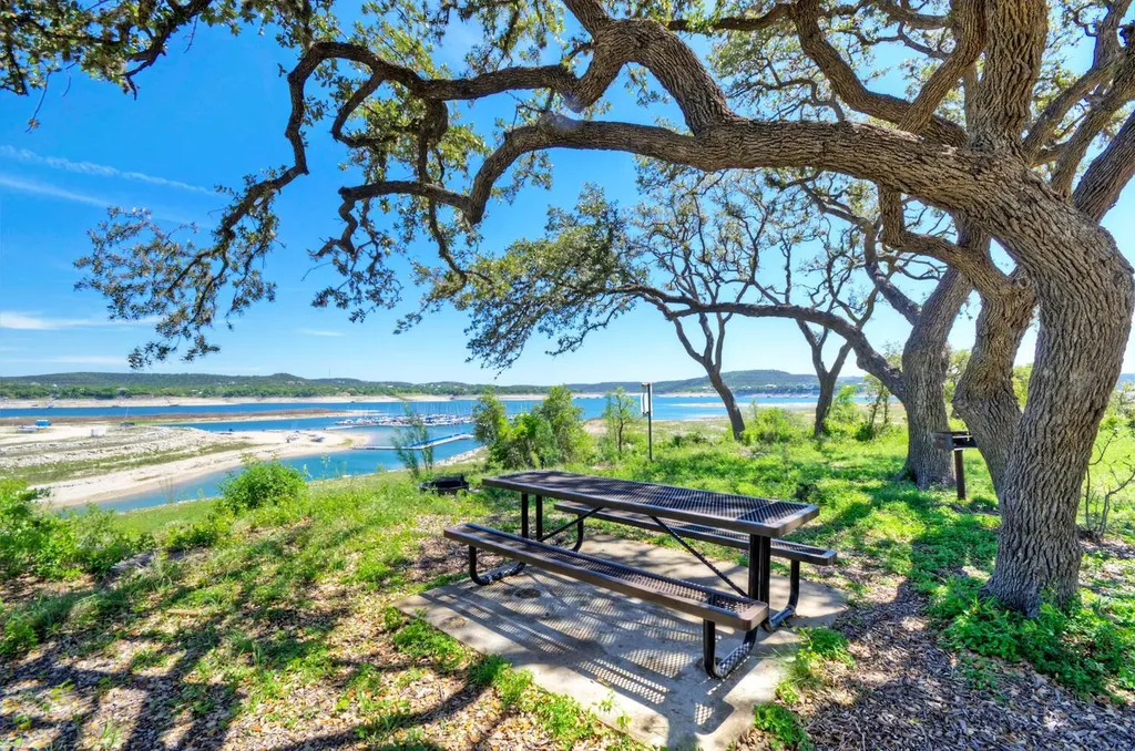 15405 Rock Creek Austin TX 78734