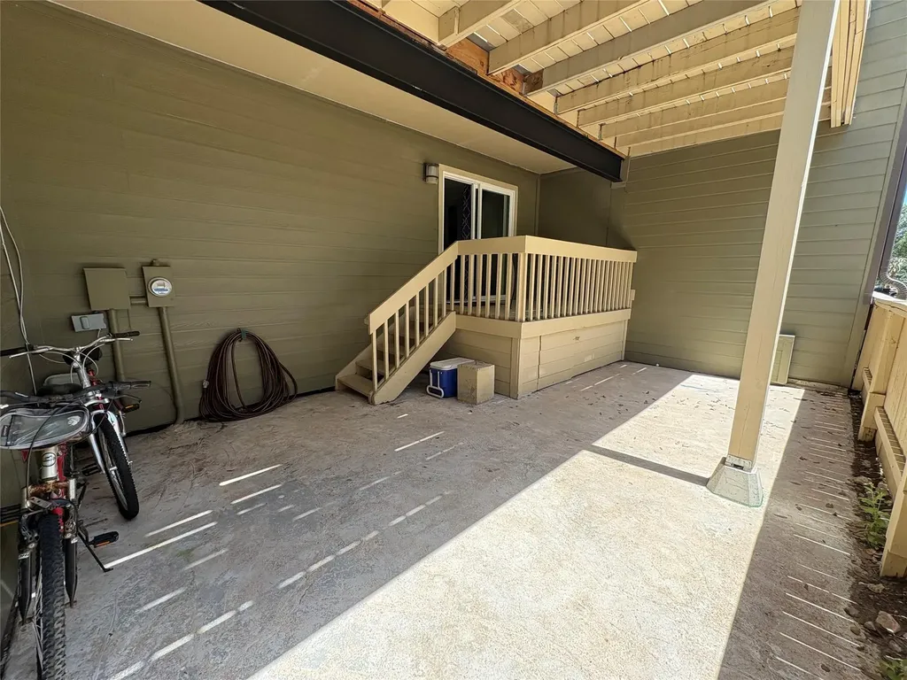 553 Demarett Drive Point Venture TX 78645