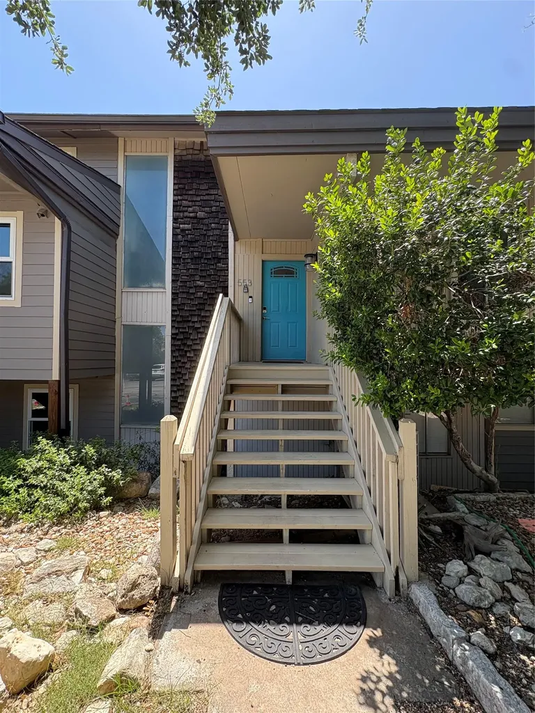 553 Demarett Drive Point Venture TX 78645