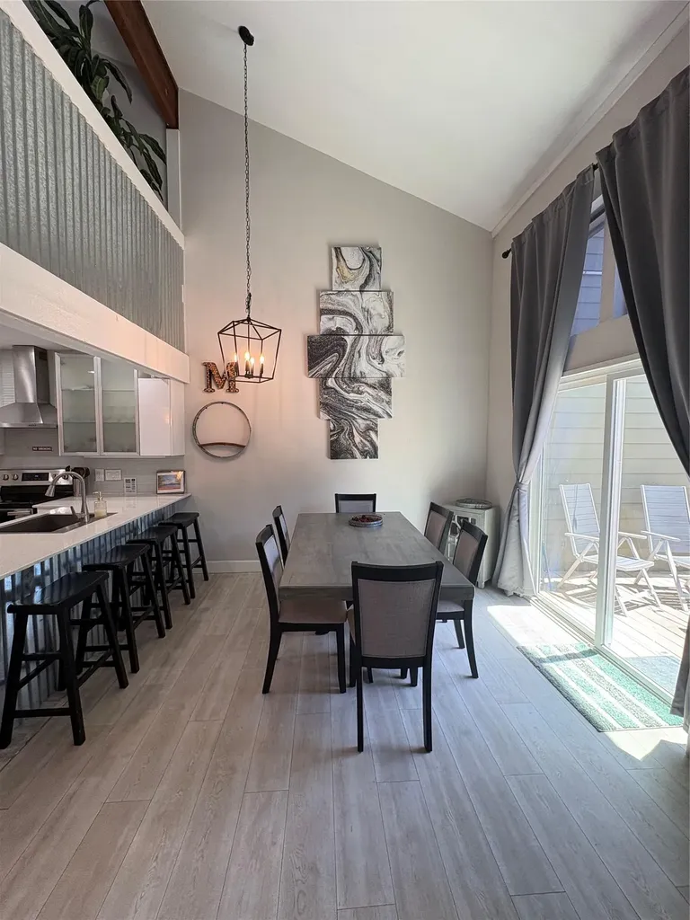 553 Demarett Drive Point Venture TX 78645