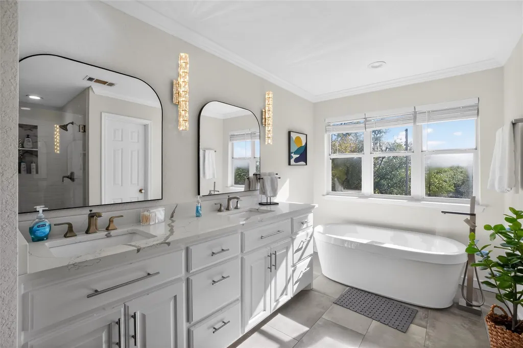 13624 Trautwein Road Austin TX 78737
