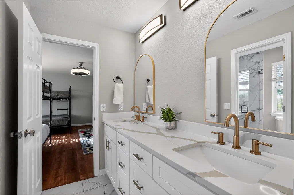 13624 Trautwein Road Austin TX 78737