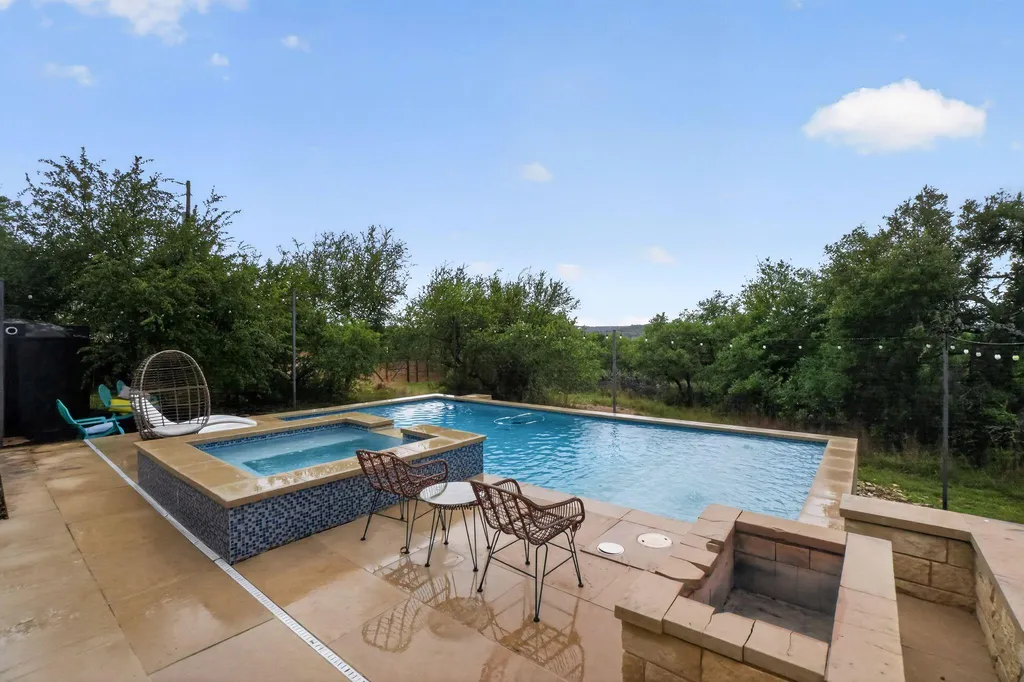 13624 Trautwein Road Austin TX 78737