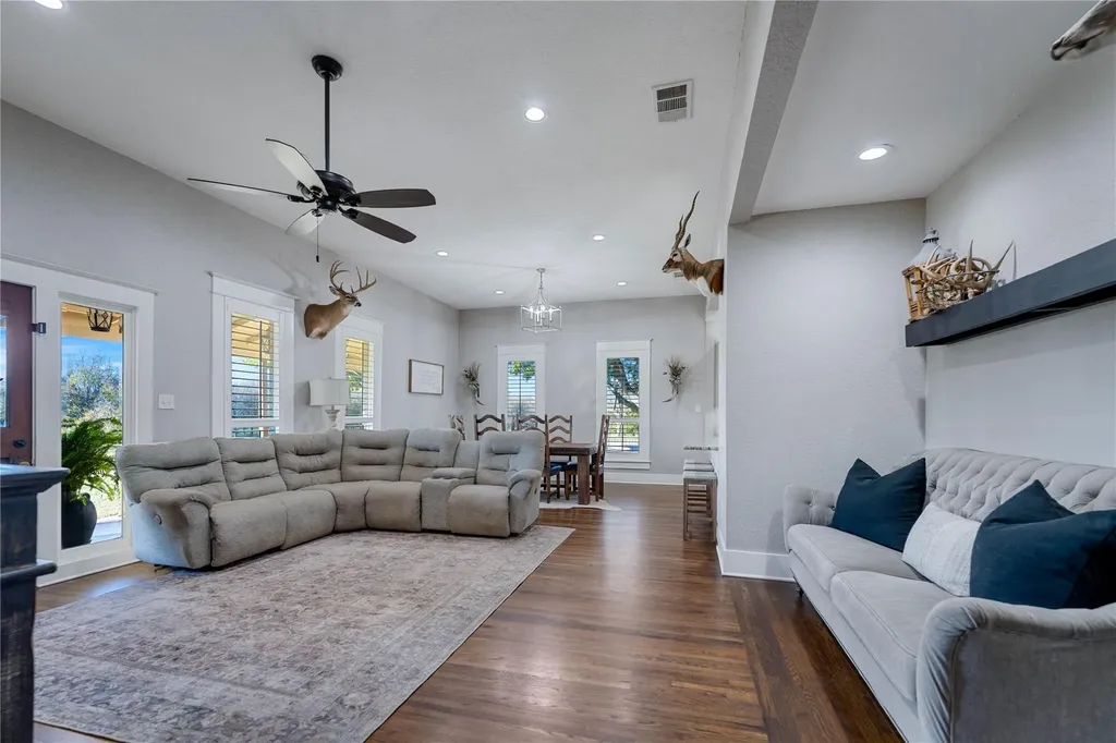 8323 E State Highway 29 Georgetown TX 78626