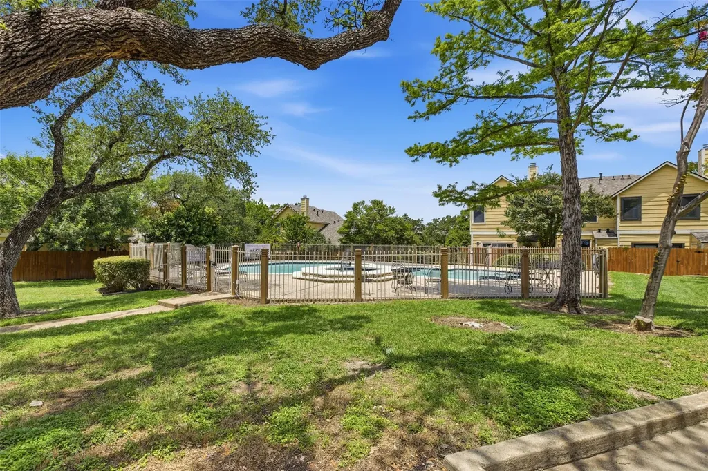 11901 Swearingen Drive Austin TX 78758
