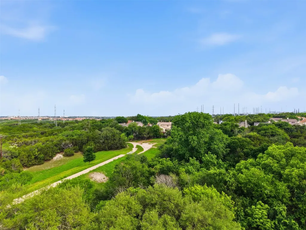 11901 Swearingen Drive Austin TX 78758