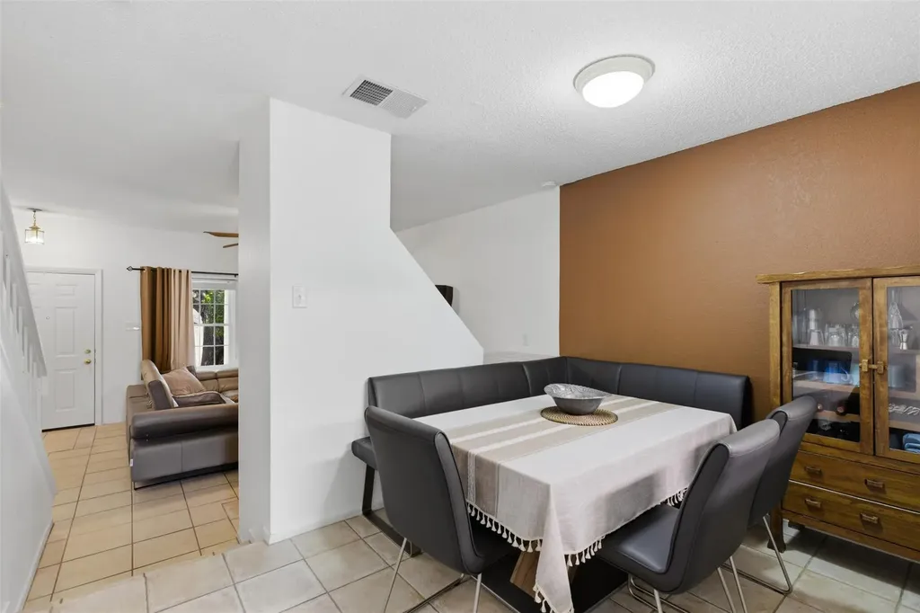 11901 Swearingen Drive Austin TX 78758
