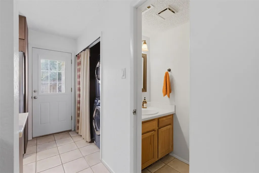 11901 Swearingen Drive Austin TX 78758