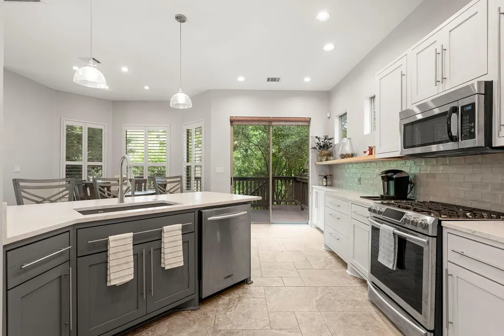 3814 Ridgelea Drive Austin TX 78731