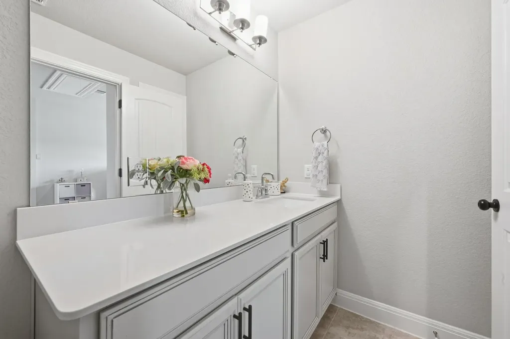 142 Dome Peak Terrace Dripping Springs TX 78620