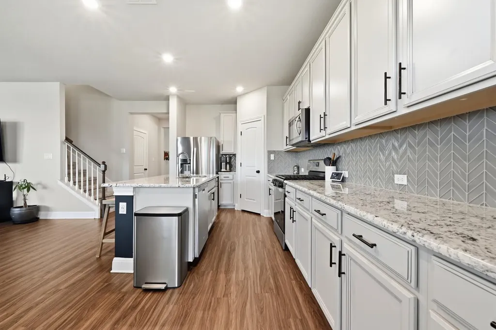 142 Dome Peak Terrace Dripping Springs TX 78620