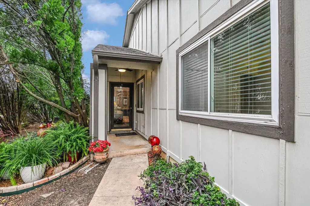 9469 Singing Quail Drive Austin TX 78758
