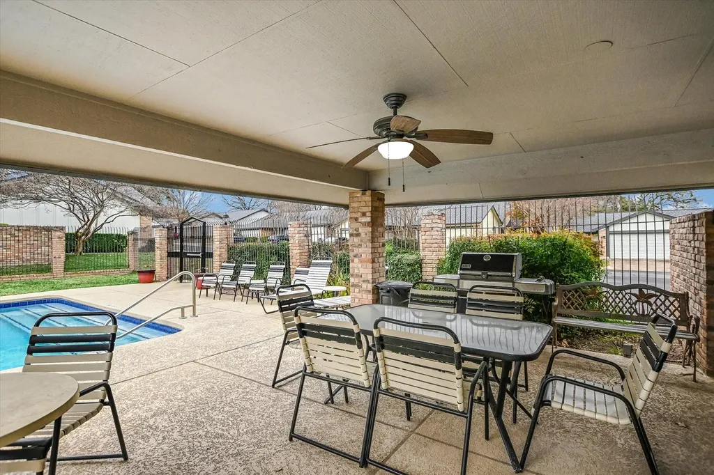 9469 Singing Quail Drive Austin TX 78758