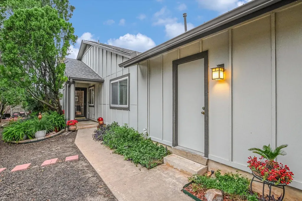 9469 Singing Quail Drive Austin TX 78758