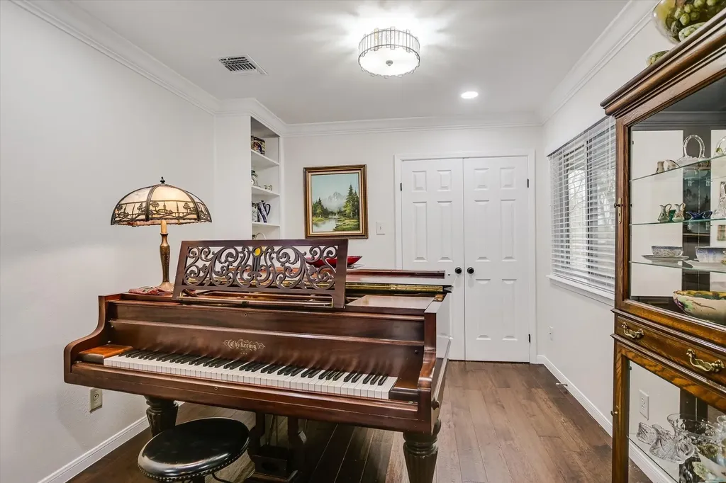 9469 Singing Quail Drive Austin TX 78758