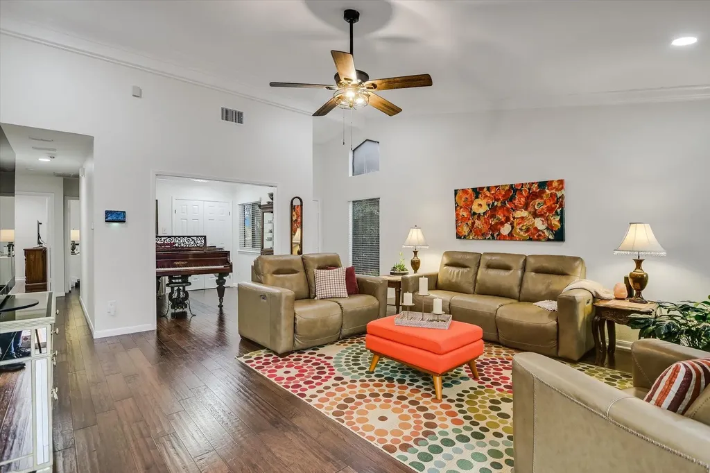 9469 Singing Quail Drive Austin TX 78758